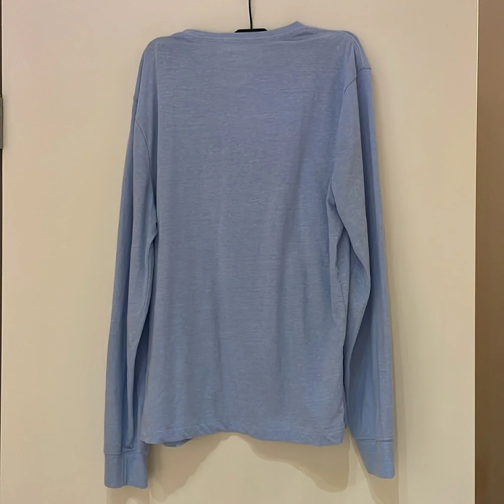 EUC, m, J. Crew, long sleeve tee,‎ light blue